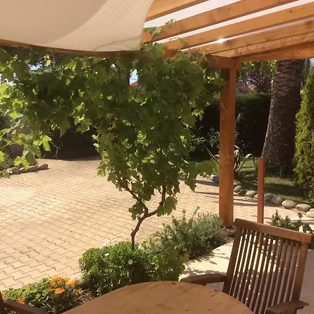 House With 3 Bedrooms In Saint-cyprien, With Enclosed Garden And Wifi Apartment *